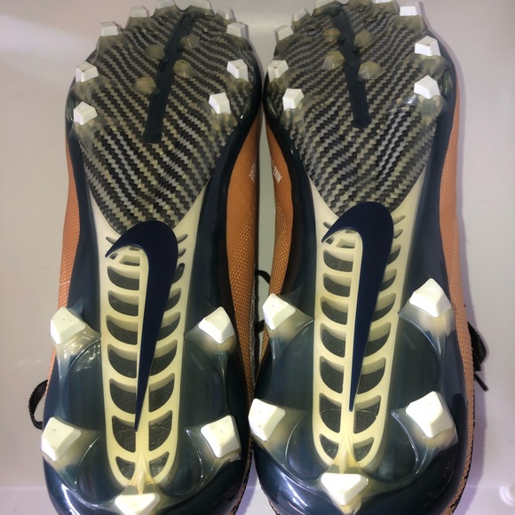 Nike football Cleats - Picture 5 of 5